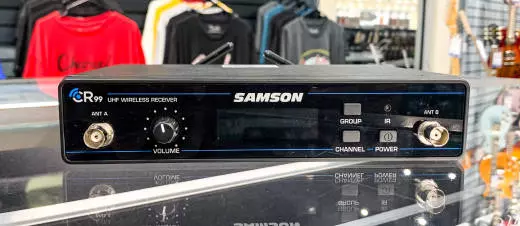 Samson - Concert 99 Handheld Wireless System with Q8 Capsule (K: 470-494 MHz) 2